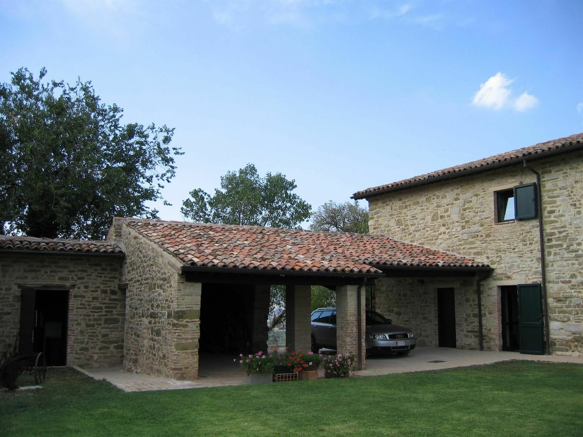 Farm stay Azienda Agraria Montelujano *